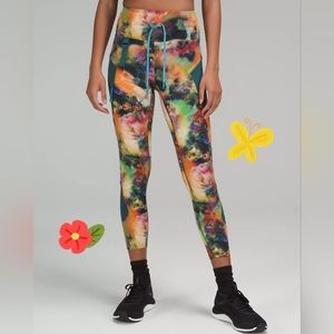 NWT Lululemon Cargo Super High Rise 25" Leggings. Size 4